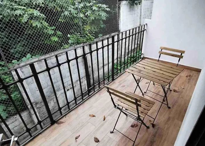 Guest house In - Cozy With Terrace Mexico City